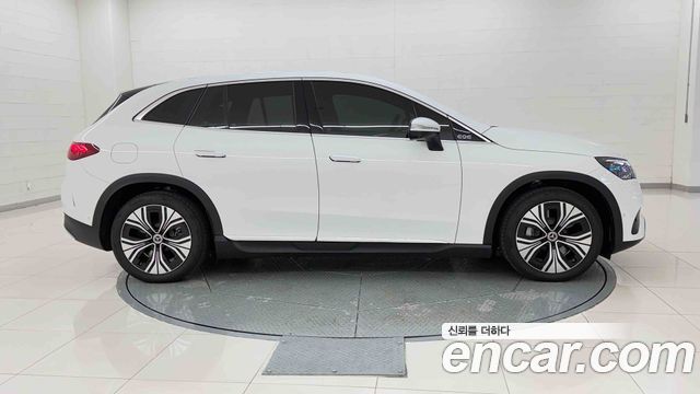 Mercedes-Benz EQE 2026 — photo 6