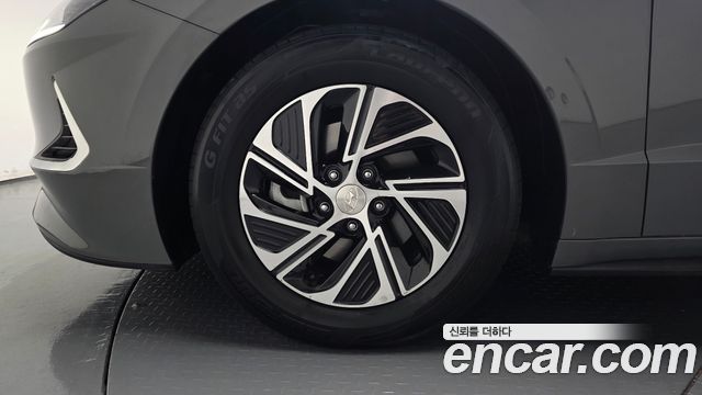 Hyundai Sonata 2022 — photo 5