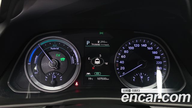 Hyundai Sonata 2022 — photo 11