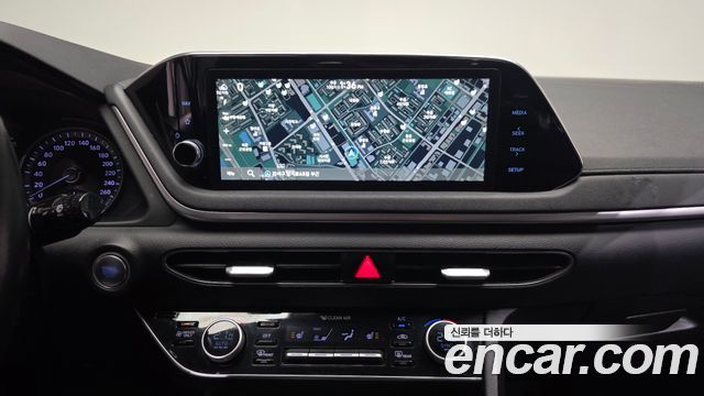 Hyundai Sonata 2022 — photo 20