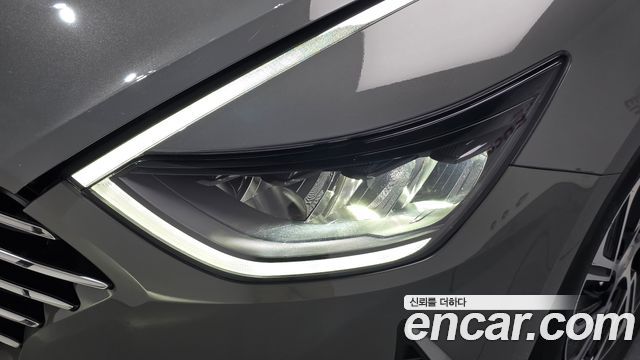Hyundai Sonata 2022 — photo 8