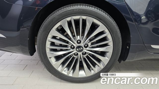 Kia K7 2017 — photo 5