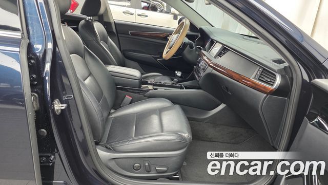 Kia K7 2017 — photo 11