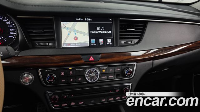 Kia K7 2017 — photo 14