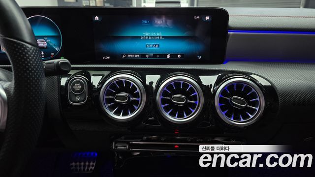 Mercedes-Benz CLA-Class 2021 — photo 14