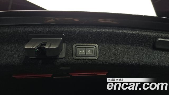 Audi A6 2023 — photo 27