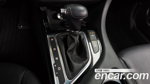 Kia K5 2015 — photo 12