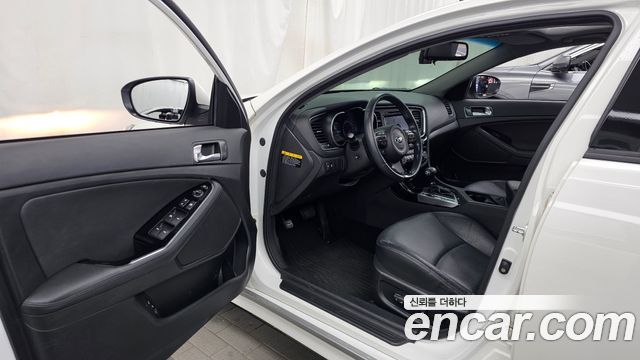 Kia K5 2015 — photo 13