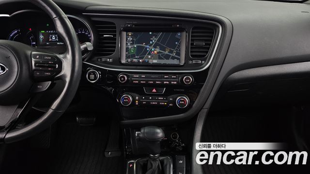 Kia K5 2015 — photo 21