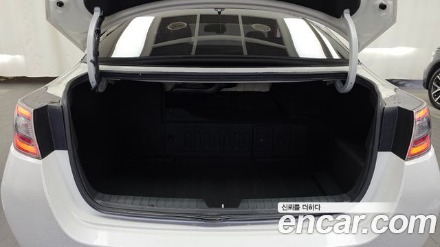 Kia K5 2015 — photo 26
