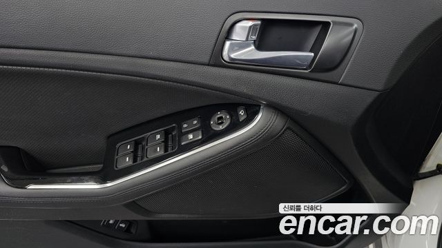 Kia K5 2015 — photo 14