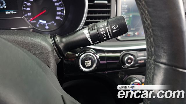 Kia K5 2015 — photo 28