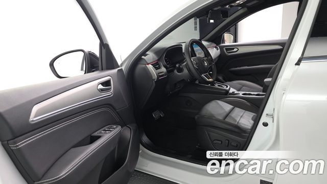Renault Korea XM3 2023 — photo 13