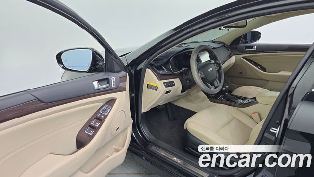 Kia K7 2015 — photo 13