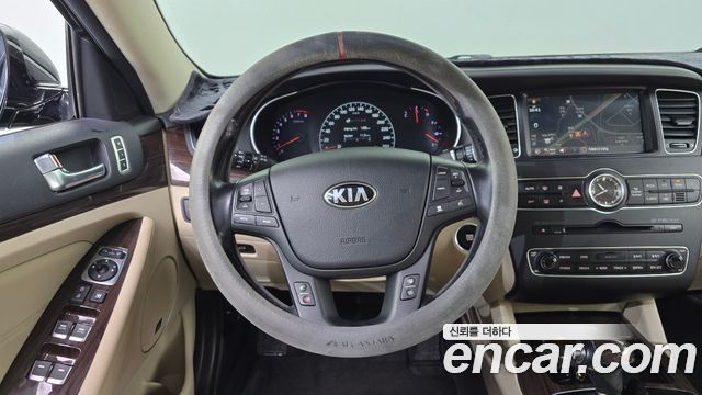 Kia K7 2015 — photo 19
