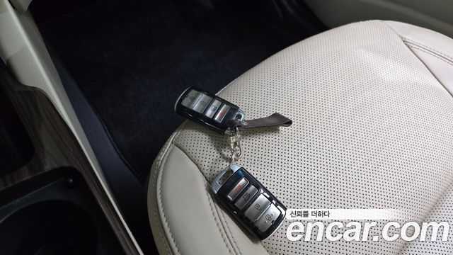 Kia K7 2015 — photo 21