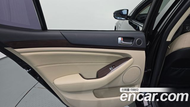 Kia K7 2015 — photo 15