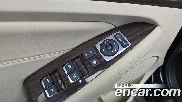 Kia K7 2015 — photo 29