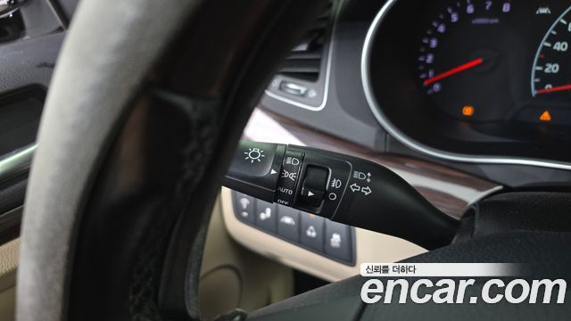 Kia K7 2015 — photo 30