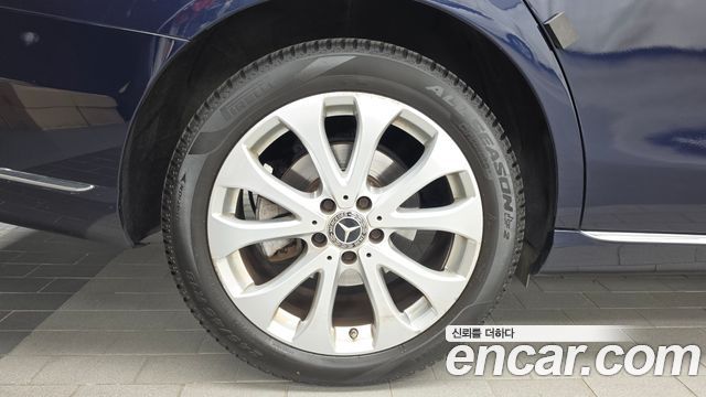 Mercedes-Benz E-Class 2018 — photo 5