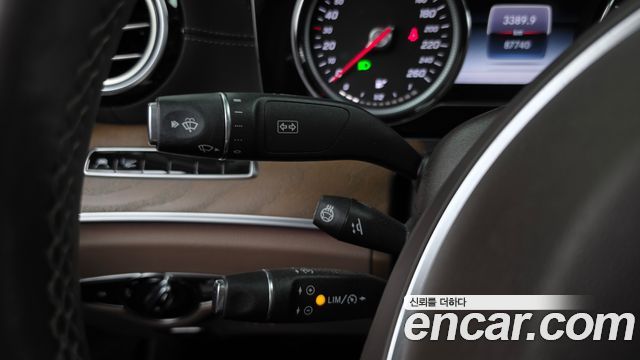 Mercedes-Benz E-Class 2018 — photo 29