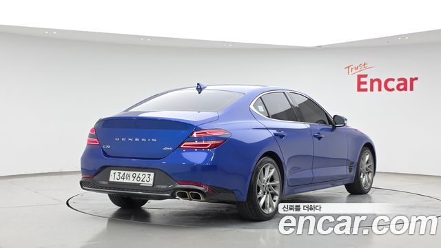 Genesis G70 2023 — photo 2