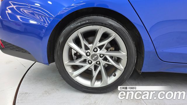 Genesis G70 2023 — photo 5