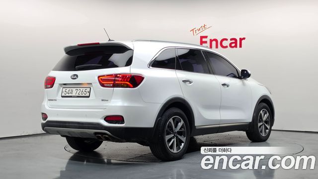 Kia Sorento 2018 — photo 2