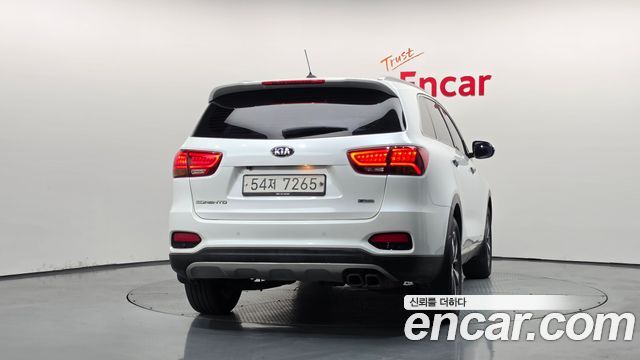 Kia Sorento 2018 — photo 4