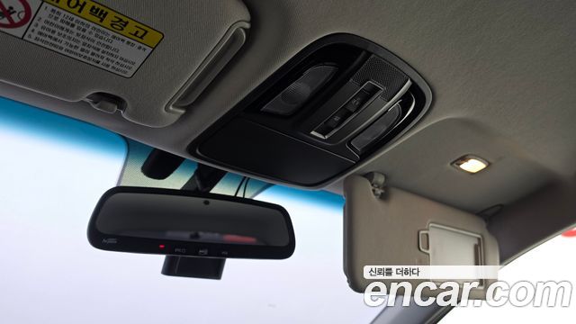 Kia Sorento 2018 — photo 17