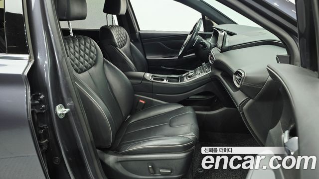 Hyundai Santafe 2021 — photo 12
