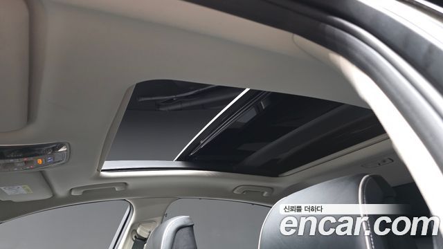 Genesis G80 2021 — photo 24