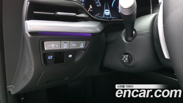 Genesis G80 2021 — photo 34