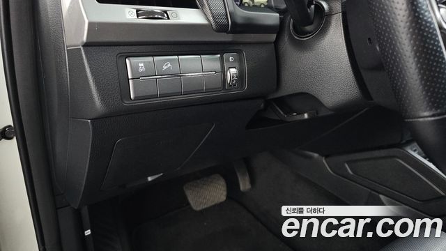 KG Mobility Rexton 2019 — photo 25