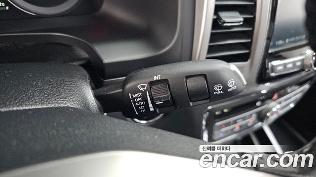 KG Mobility Rexton 2019 — photo 26
