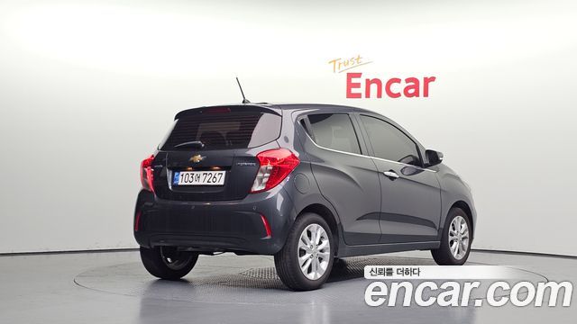 Chevrolet Korea Spark 2022 — photo 2