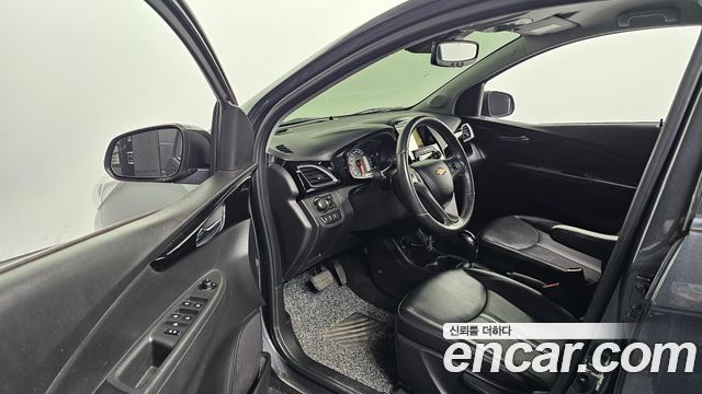 Chevrolet Korea Spark 2022 — photo 10