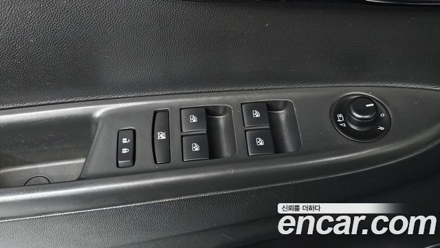 Chevrolet Korea Spark 2022 — photo 12