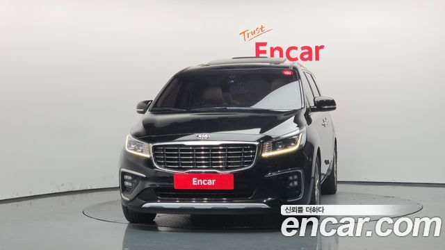 Kia Canival 2019 — photo 3