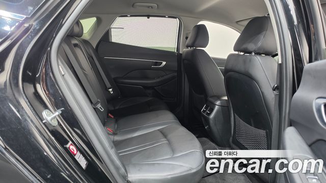Hyundai Sonata 2020 — photo 17