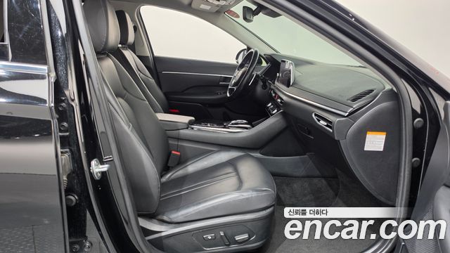 Hyundai Sonata 2020 — photo 16