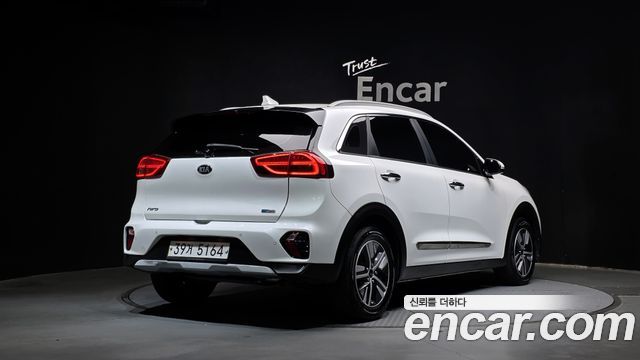 Kia Niro 2020 — photo 2