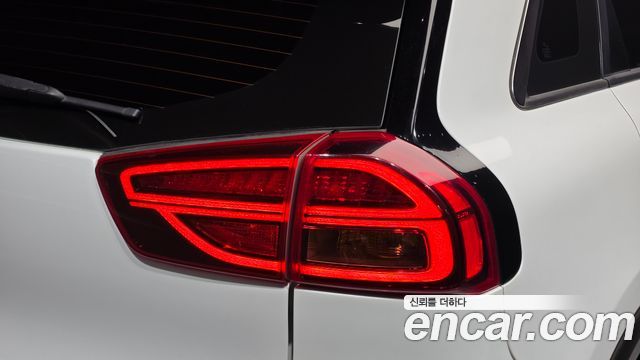 Kia Niro 2020 — photo 9
