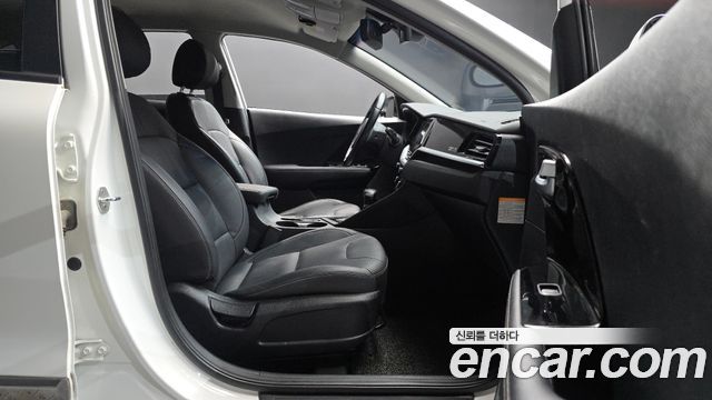 Kia Niro 2020 — photo 16