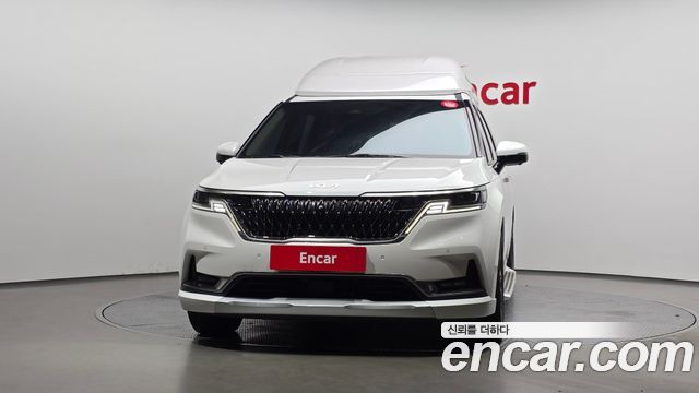 Kia Canival 2023 — photo 3