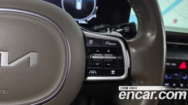 Kia Canival 2023 — photo 40