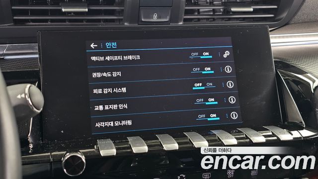 Peugeot 508 2019 — photo 22