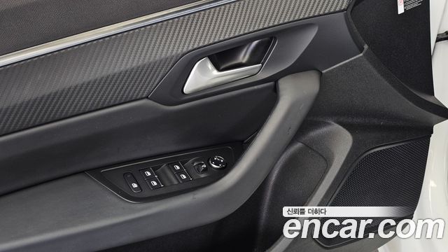 Peugeot 508 2019 — photo 30