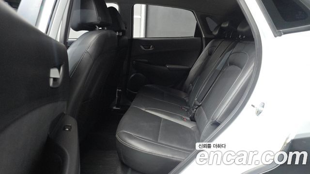 Hyundai Kona 2018 — photo 18