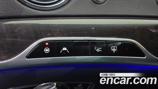Mercedes-Benz S-Class 2019 — photo 20